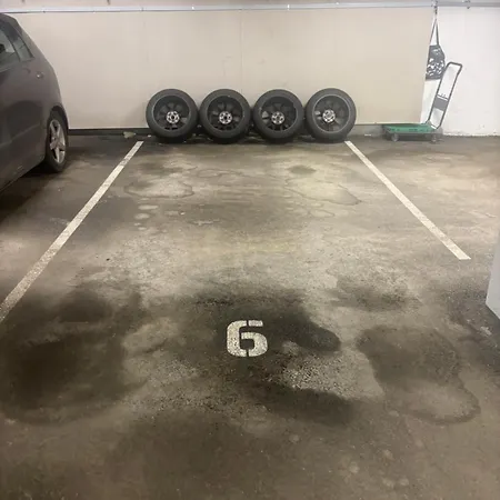 Modern Nordic With Parking Garage Апартаменты *