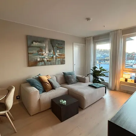 Modern Nordic With Parking Garage Apartamento *