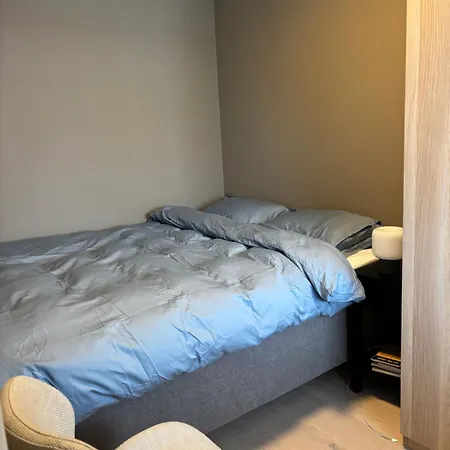Modern Nordic With Parking Garage Apartamento